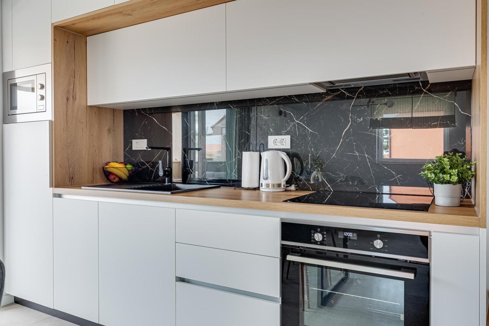 Salt Bloom Apartments 닌 외부 사진