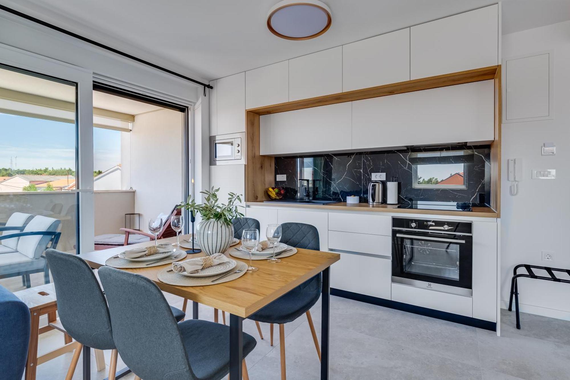 Salt Bloom Apartments 닌 외부 사진